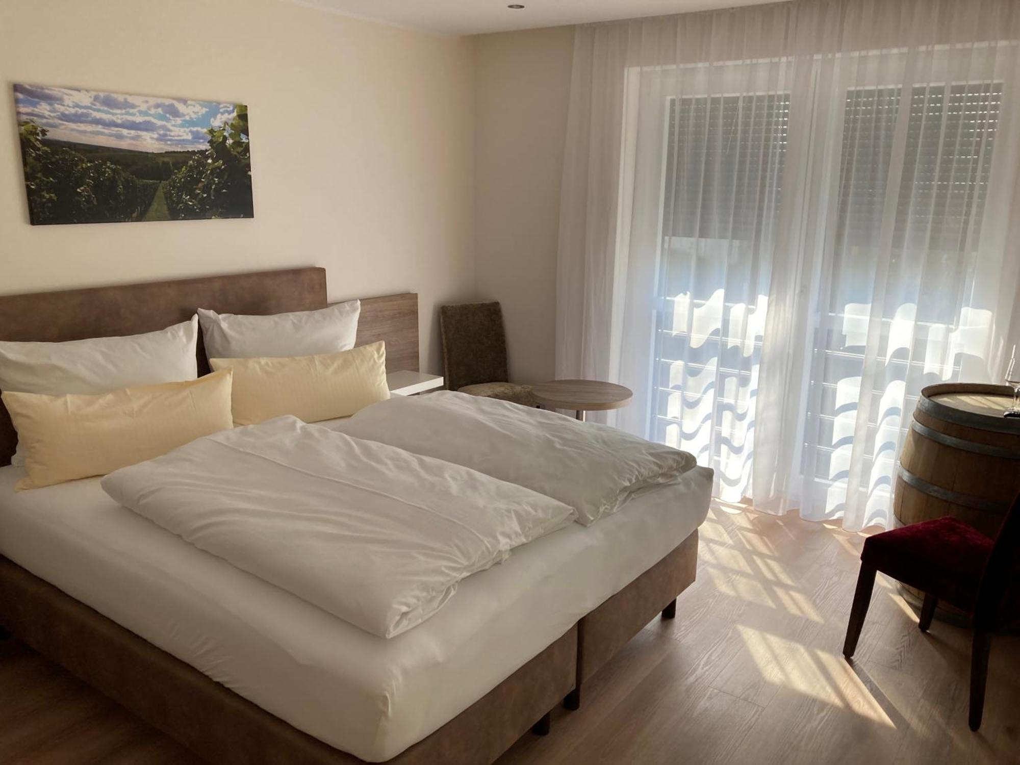 Gaestehaus Zum Weintraum Eimsheim Экстерьер фото